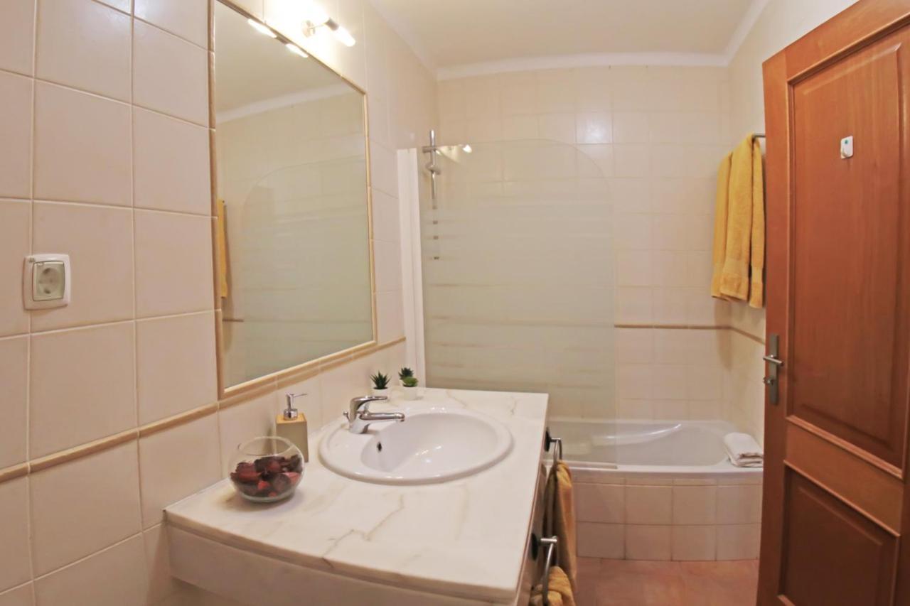 Ml Central Vila Apartment Carvoeiro  Exterior photo